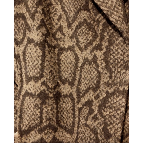 Raffaella Rylee leopard print coat - Picture 6 of 9